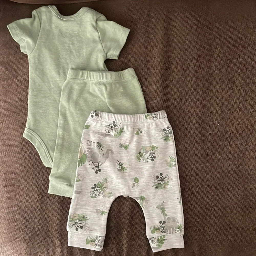 Disney Baby Wishes and Dream Baby Boy Mickey Mouse Bodysuit and Joggers - Picture 2 of 2